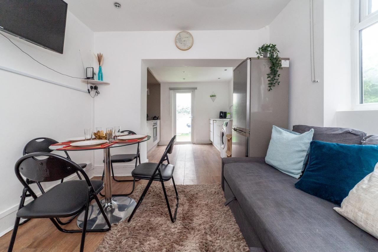 The Orange Garden 2 Bed Serviced Apartment Near Notting Hill Portobello Market Londra Esterno foto